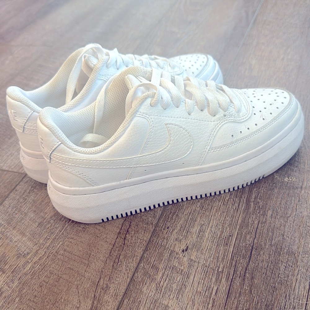 Nike Court Vision Alta